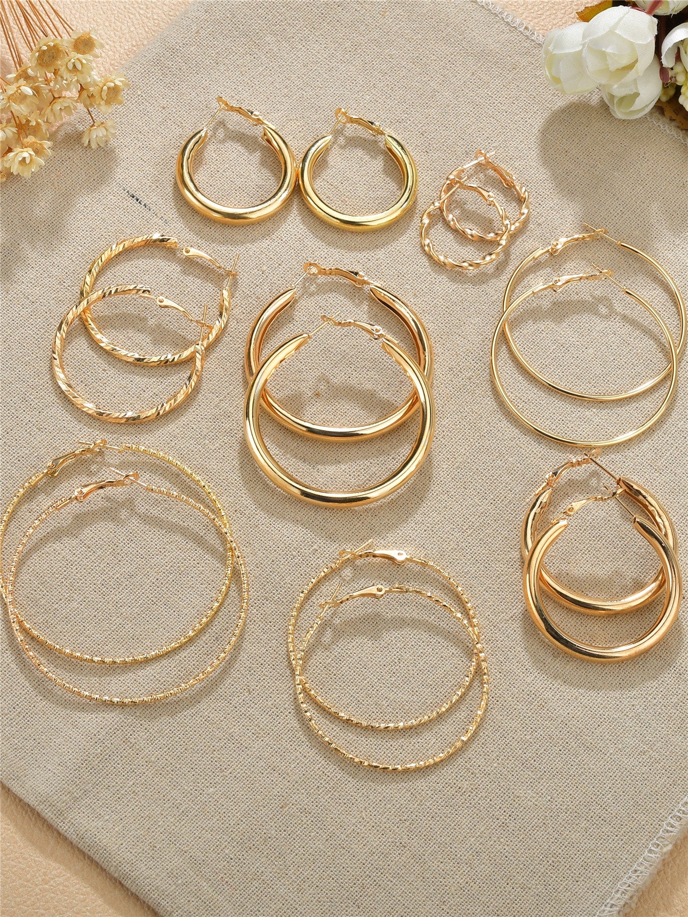 8 Pack Round Hoop Earrings