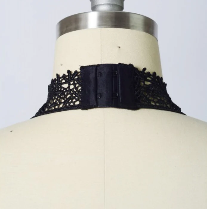 Baroque High Neck - Image 5