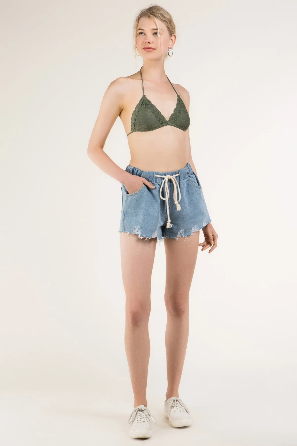 Farah - Image 7