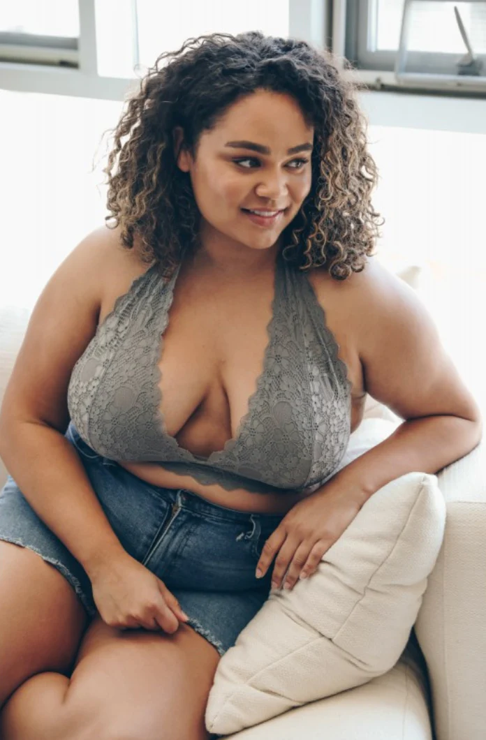 Curve Halter Bralette - Image 2