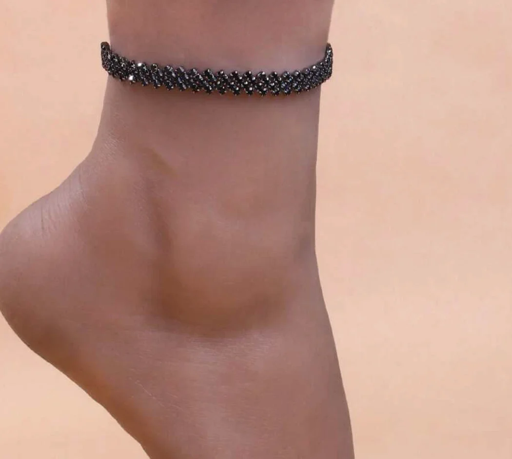 Lola Rhinestone Decor Anklet - Image 4