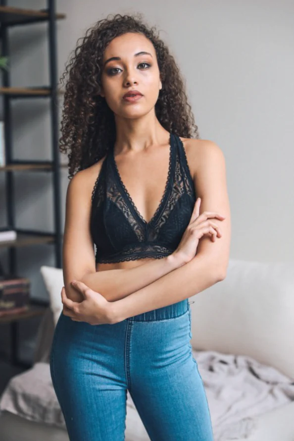 Love In Lace - Image 2